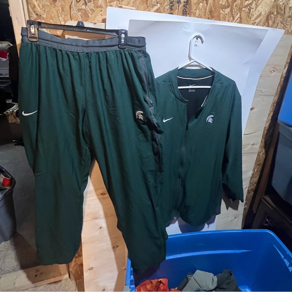 Michigan state Tracksuit bundle Jacket and sweatpants Size XL